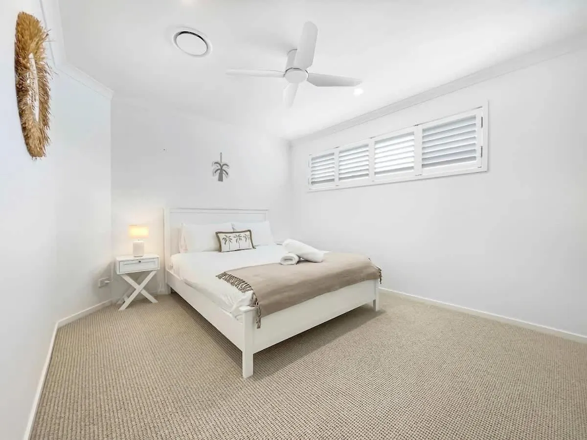 Relaxed Luxury For Families By The Beach Buddina Semesterbostad