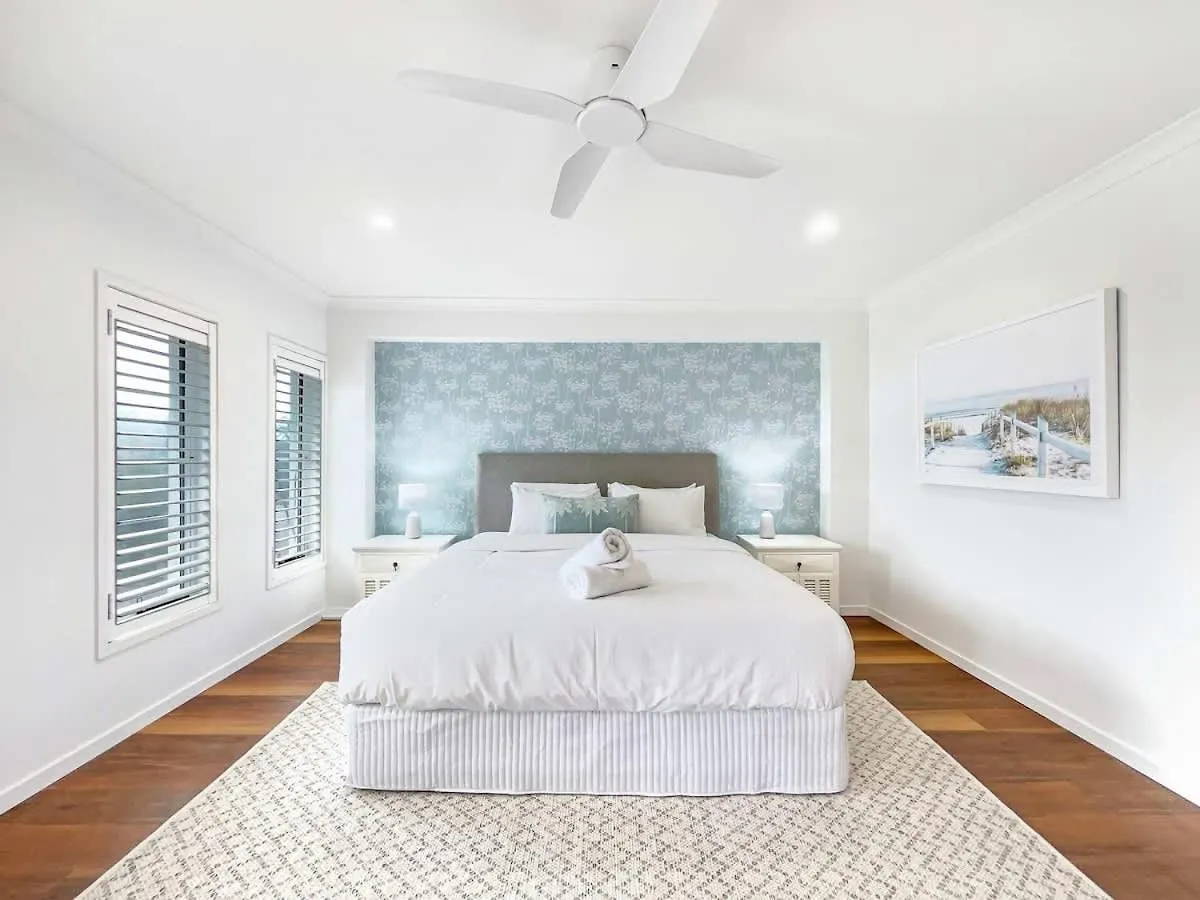 Semesterbostad Relaxed Luxury For Families By The Beach Buddina Australien