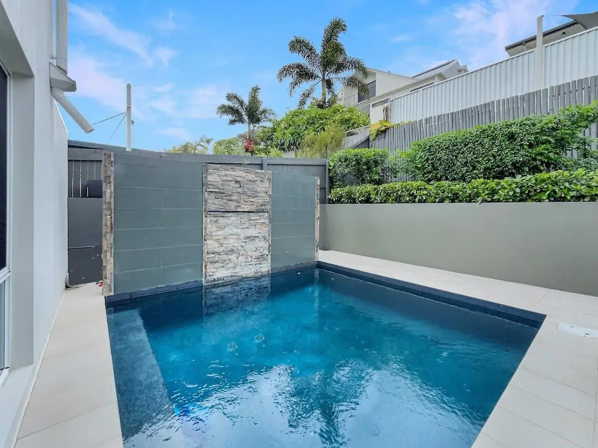Semesterbostad Relaxed Luxury For Families By The Beach Buddina Australien